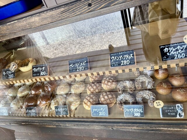 TARO BAKERY（タロー ベーカリー） - 陸前赤井（パン）の写真