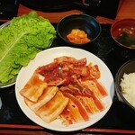 ぐりぐり家 PREMIUM松永店 - 得々４種盛りランチ お肉160g (税込)1,309円 ※拡大 (2025.05.06)