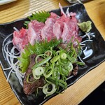 栄屋 - ホホ刺身、ノド炙り♪