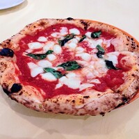 ナプレ 横浜高島屋店 - 『マルゲリータ（2090円税込）』