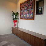 ぐりぐり家 - 焼肉ぐりぐり家 PREMIUM松永店 お店入ってすぐの待合スペース (2025.05.06)