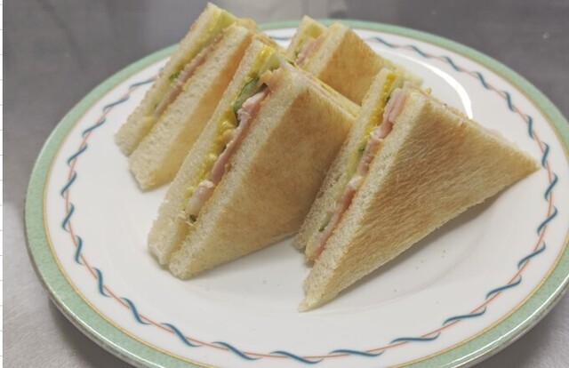 レストラン シロ - 北伊丹/オムライス | 食べログ