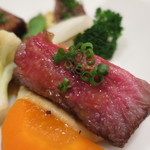 ISHIDA - 熊本県産黒毛和牛サーロインステーキ、ジュドヴィアンド、ジャガイモのピューレ