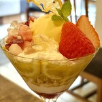 ノンカフェ - いちごとレモンのパフェ