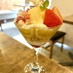 ノンカフェ - いちごとレモンのパフェ