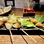 魚～ずまん - 魚介・野菜串焼きも５点選べるプランが！迷わずニンニクも。めっちゃ美味しい〜