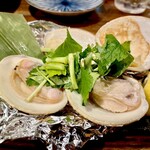 魚～ずまん - 蛤大好きです！この店にはやや高めですが、このクオリティなら納得！白ハマグリです
