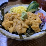 越前がに やまに水産 - うに丼