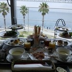 ホテルセトレ - 明石海峡大橋を眺めながら、豪華な朝食