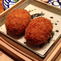 夢酒みずき - 桐箱に入ってくる蟹肉90％のコロッケ！