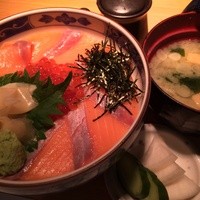 日本料理 ざぜん - サーモンいくら親子丼