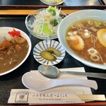 ぶどうの樹 - 半ラーメン＆半カレー 1,000円(税込み)