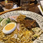 般゜若 PANNYA CAFE CURRY - ○イカゲソのビリヤニ
      