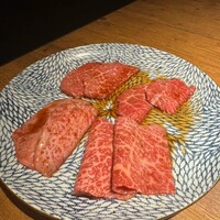 和牛とタン 焼肉 とみ 新橋本店 - 