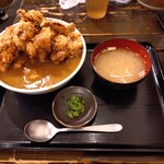 ぶあいそう - とりからカレー丼両方大盛1130円