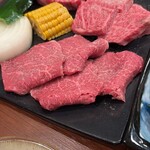 いちよし - 本日の特選三種盛2人分　4,000円　　　　　　　　　　　　ラムシン、上ロース、上カルビ
