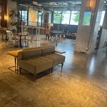 ザ ウェアハウス ビジネスラウンジ&カフェ - 