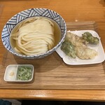 手打ちうどん 上を向いて - 