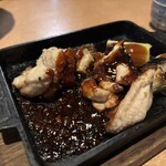 やたがらす - 大和肉鶏と白葱味噌ダレ焼¥680