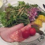 ロウリーズ・ザ・プライムリブ 東京 - 