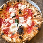 ピッツェリア・ヴィノテカ・イル・ペコリーノ - 