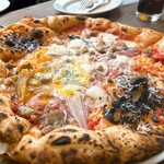 ピッツェリア・ヴィノテカ・イル・ペコリーノ - 