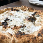 ピッツェリア・ヴィノテカ・イル・ペコリーノ - 