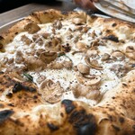 ピッツェリア・ヴィノテカ・イル・ペコリーノ - 