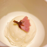 個室 和牛すき焼き 霜降り - 