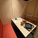 個室 和牛すき焼き 霜降り - 