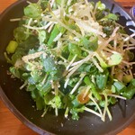 炭火マルイチ - 薬味サラダ…実はtotal5回おかわりしましたw