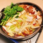 個室 和牛すき焼き 霜降り - 