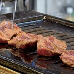 焼肉やっちゃん - 