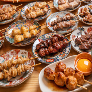 ★炭火焼鳥は一本100円～ご用意！定番から希少部位まで多彩★
