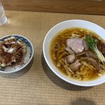 手打 親鶏中華そば 綾川 - 