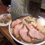 すごい煮干ラーメン凪 新宿ゴールデン街店本館 - 