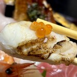 井ノ弥 - ノドグロに、いくらを乗せて…(●´ω｀●)