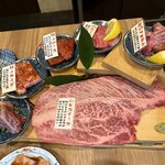 焼肉ホルモン かむら精肉店 - 