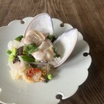 タイ料理 みもっと - 九十九里地蛤のヤムウンセン（2025年4月のコースより）