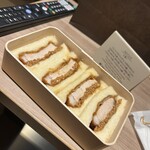 イチリン ハナレ - おみやの黒酢カツサンド！