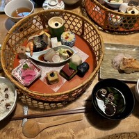 韻松亭 - 