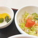 やなぎ亭 - 漬け物とサラダ