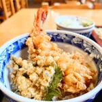 やぶ善 - ミニでもフルサイズの海老。