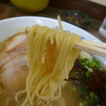 麺は細麺です♪