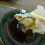 ラーメン無法松 - サザエの食感が面白いコリコリした餃子です♪