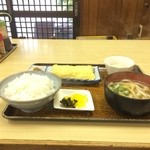 末広食堂 - だし巻定食650円全景