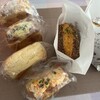 本郷ベーカリー - カレーパンの王様　380円
カフェモカ　360円
菜の花たまごのメロンパン　330円
明太クリームチーズ　360円
まるごとたまご　360円
