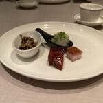 中国飯店 富麗華 - はちみつチャーシューやピータン豆腐など