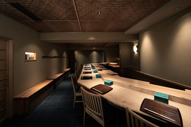 座席 鮨 竹半 若槻 （【旧店名】鮨 竹半） 代官山寿司 食べログ 