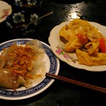 Trung Bac - バイン・バオ・バック（ホワイトローズ）、ホアン・タイン・チェン（揚げワンタン）